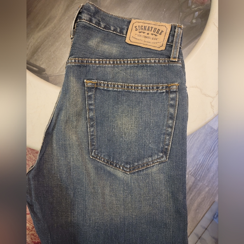 Levi’s Signature Regular fit Stone Wash Jeans 32 X 34